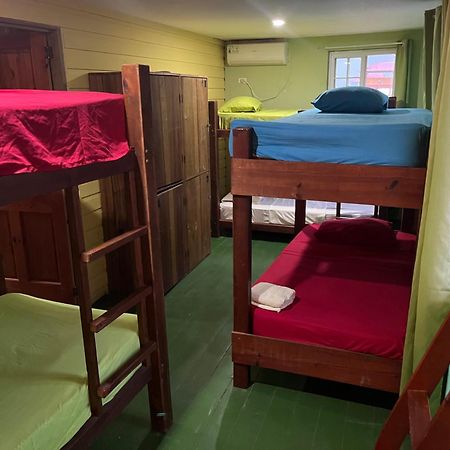Hostal Cay Bastimentos Eksteriør billede