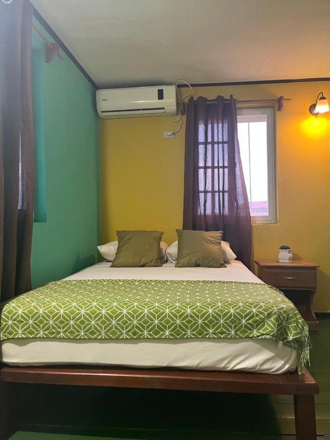 Hostal Cay Bastimentos Eksteriør billede